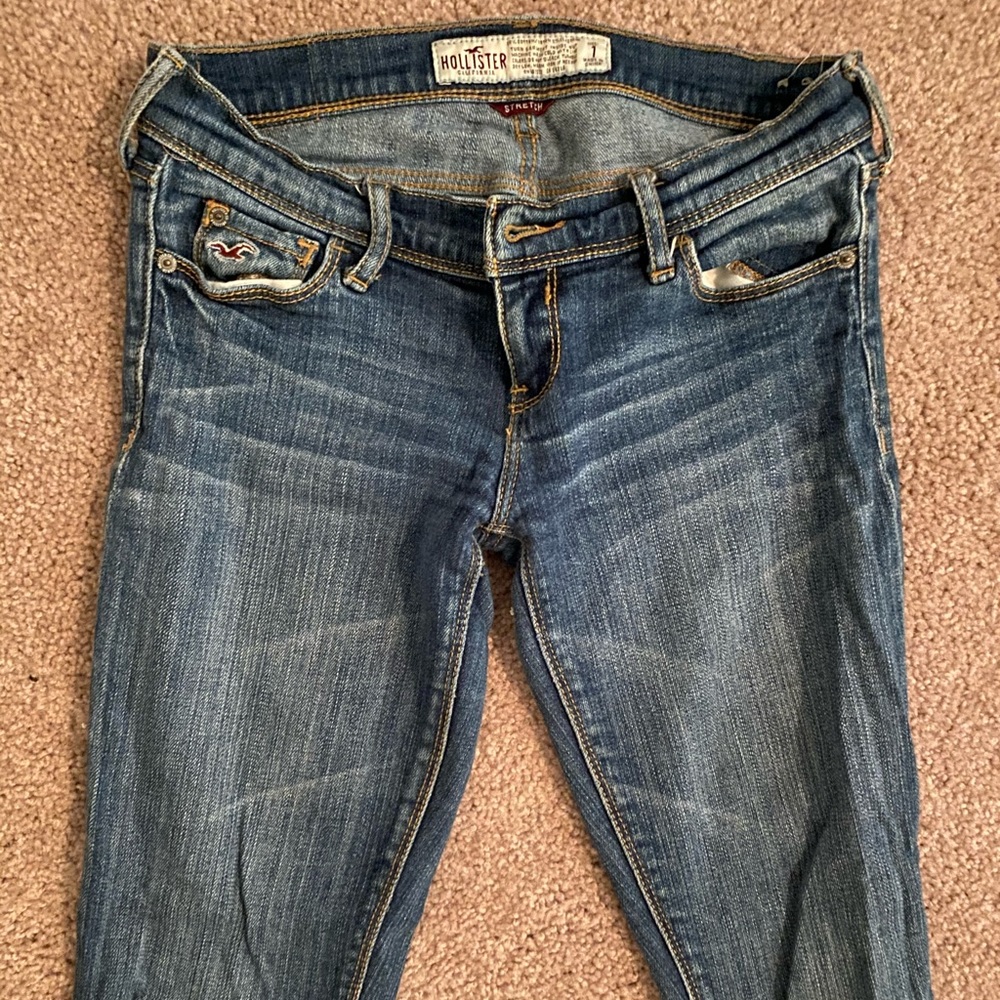 Boot cut Hollister capris